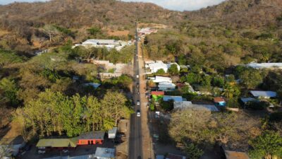 Venta de Lote Comercial Estratégico en Huacas Centro