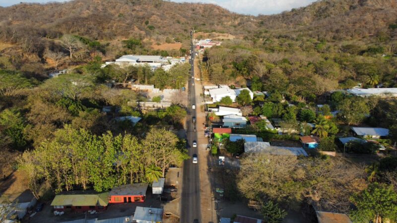 Venta de Lote Comercial Estratégico en Huacas Centro
