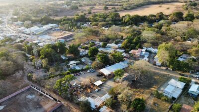 Venta de Lote Comercial Estratégico en Huacas Centro