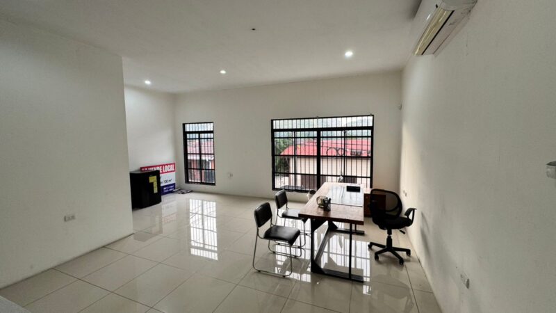 Office for Rent in Nicoya Center Strategic Commercial Location