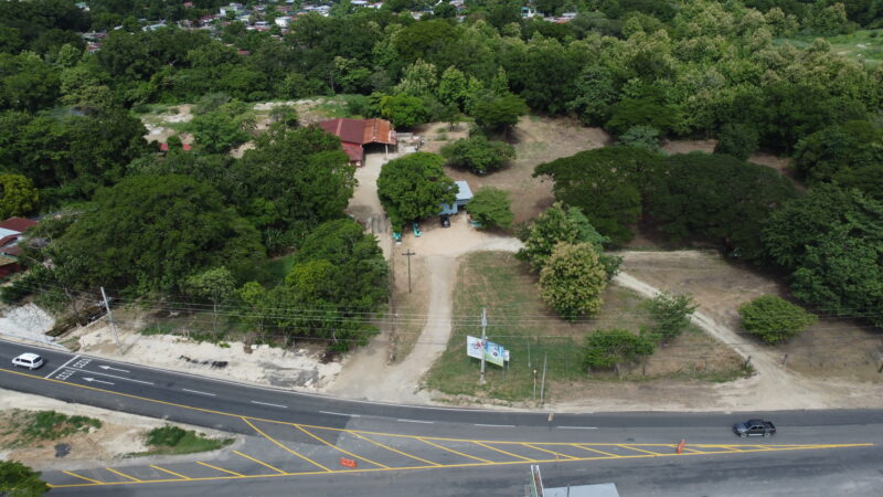 Lote en Venta en Nicoya | Macrolote Comercial de 2.5 Hectáreas en Intersección Principal