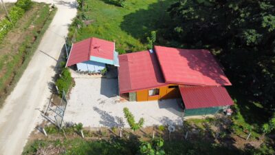 Casa en Venta en Hojancha | Propiedad de 600 m² con Local Comercial Activo