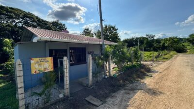 Casa en Venta en Hojancha | Propiedad de 600 m² con Local Comercial Activo