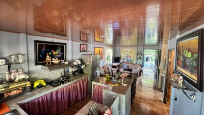 Casa en Venta en Hojancha | Propiedad de 600 m² con Local Comercial Activo